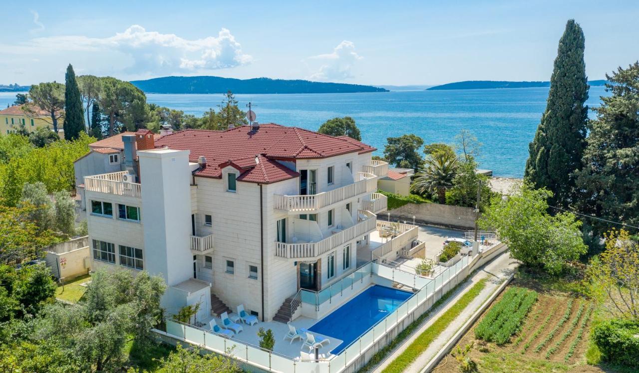 Hotel Riva Kastela With Swimming Pool Kaštela Exterior foto